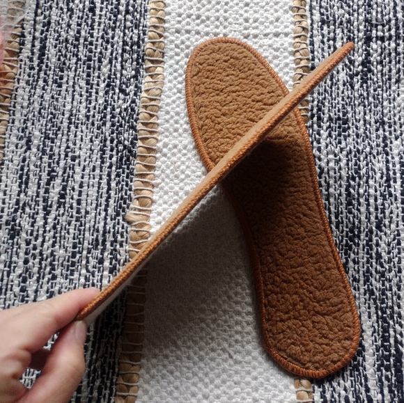 3/ $25 Alpaca wool shoe liner, sole insert - Picture 4 of 4